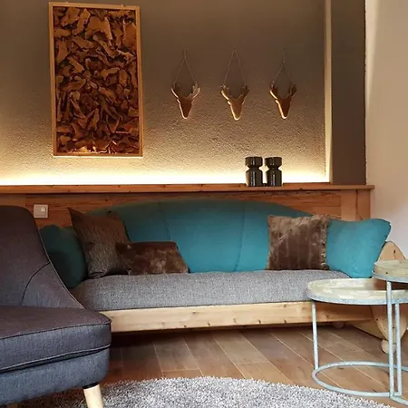 Alpenchalet Tirol フィルス