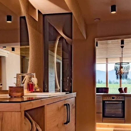 Alpenchalet Tirol * フィルス