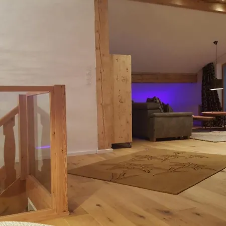 Alpenchalet Tirol בקתה