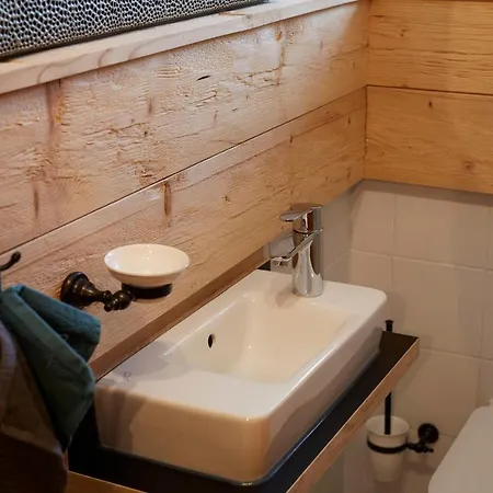 Alpenchalet Tirol בקתה וילס