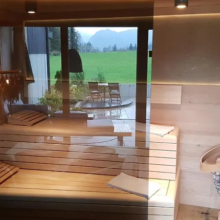 Alpenchalet Tirol בקתה *