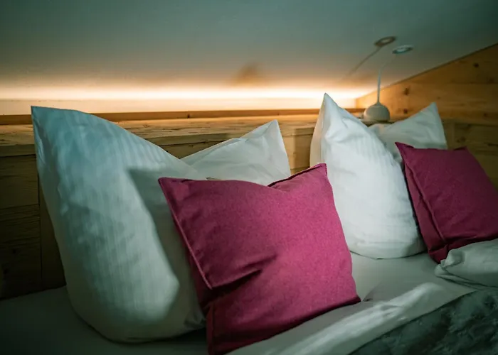 Alpenchalet Tirol * 菲尔斯